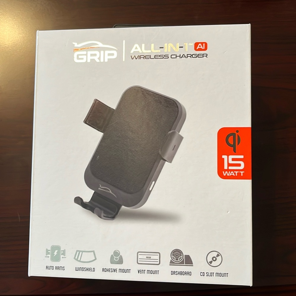 Grip, All-In-1 Wireless Charger